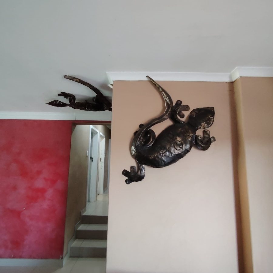 6 Bedroom Property for Sale in Haven Hills Eastern Cape